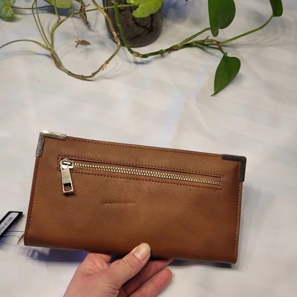 Wallet - Picture 2 of 3